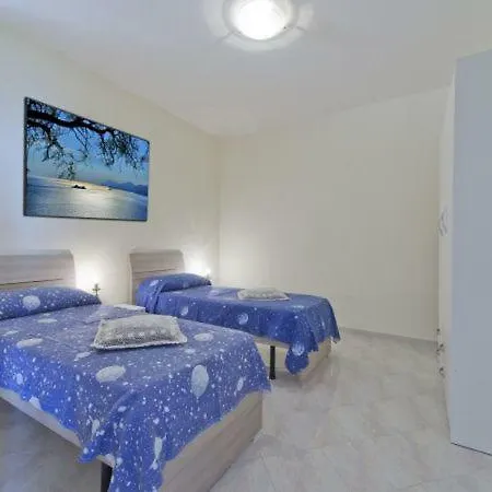Sleeps 4 * Agerola