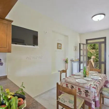 Sleeps 4 Appartement Agerola